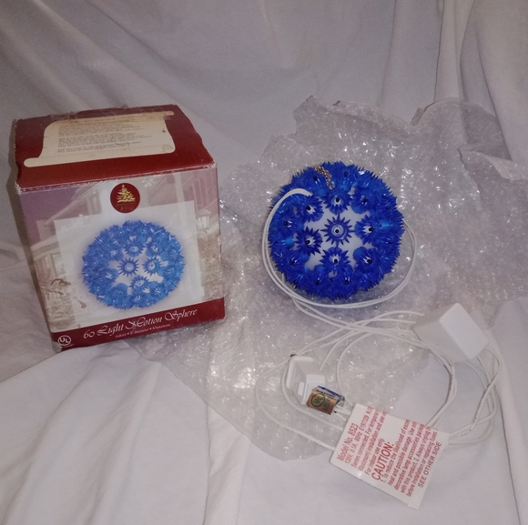 Vintage 2002 Enchanted Forest Christmas 60 Light Motion Sphere 5" 4 Functions - Picture 1 of 11